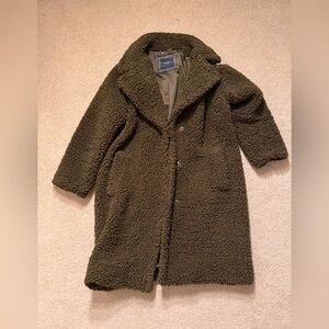 Teddy Coat in Olive